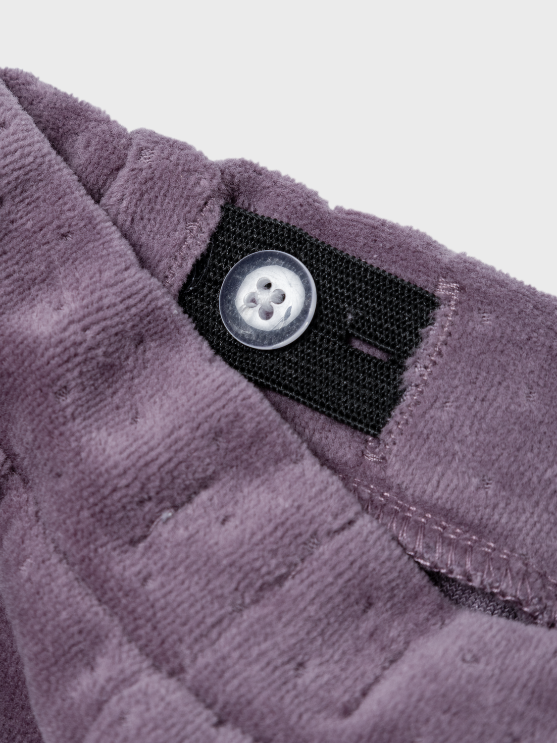 model_shot-front_full